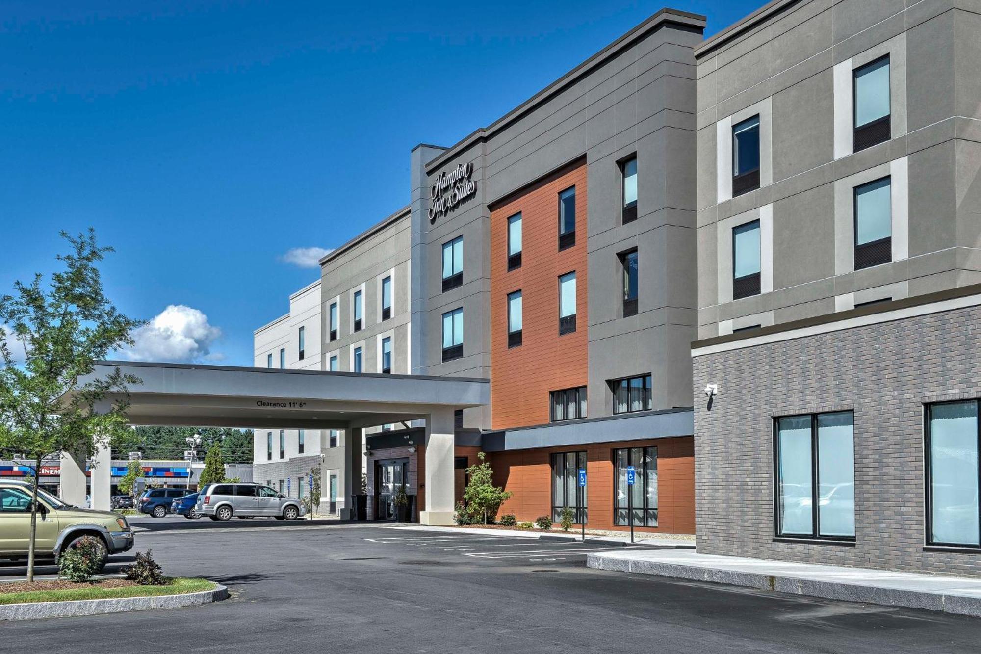 Hampton Inn & Suites Keene Exterior photo